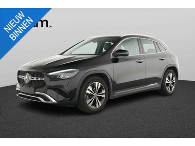 Mercedes-Benz GLA GLA 180 Luxury Line 2